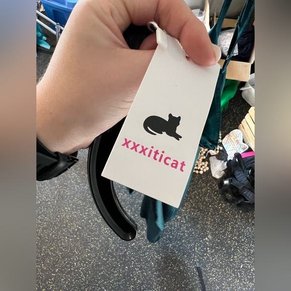 Large silk green dress - Picture 5 of 5